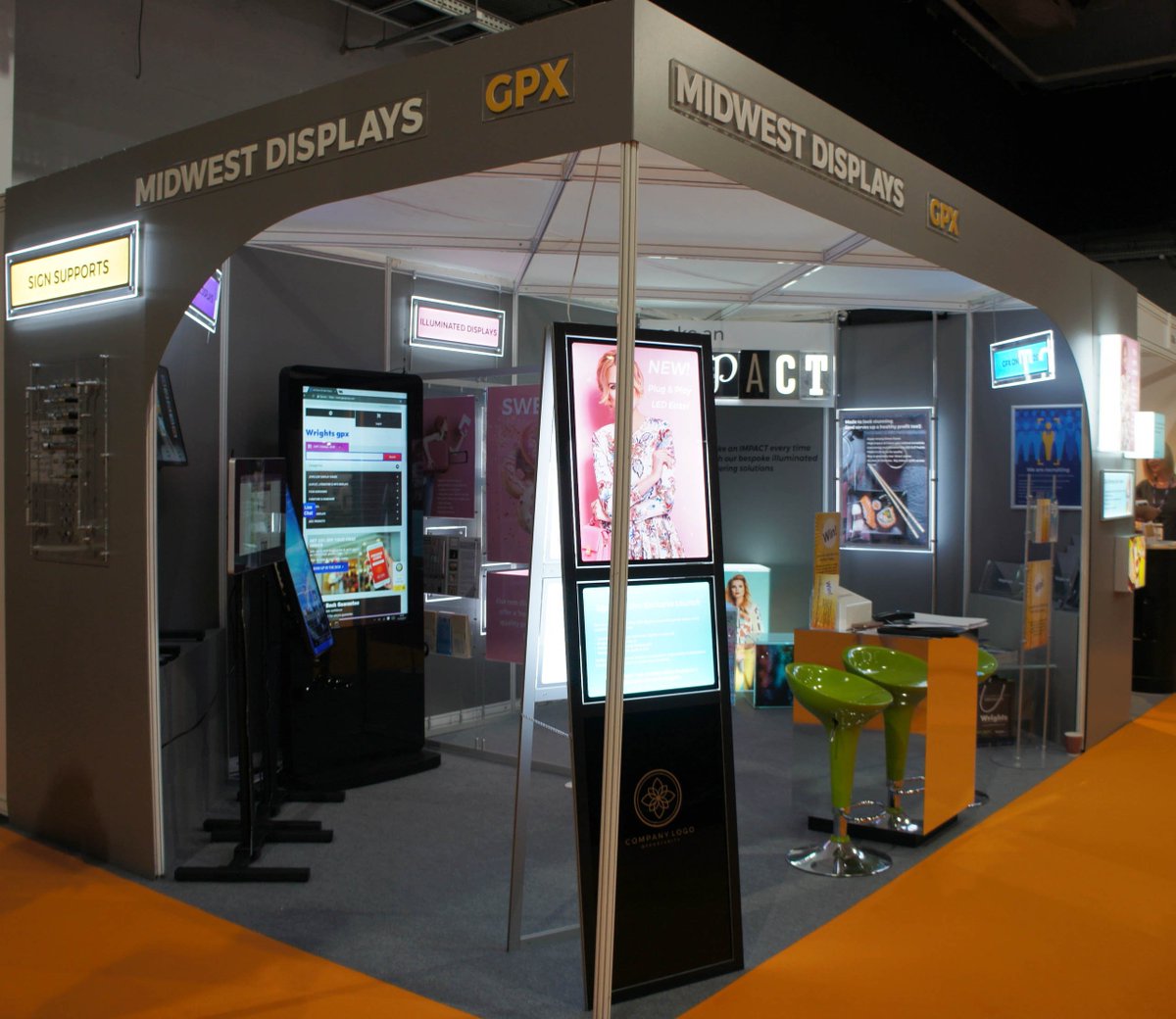 MidWestDisplays's tweet photo. Read our #blog about our 3 days @SignLinkLive for the photos, the stories and the successful launches. how was it for you? https://t.co/LM2gJzYmFl https://t.co/pIsGXKR4yW