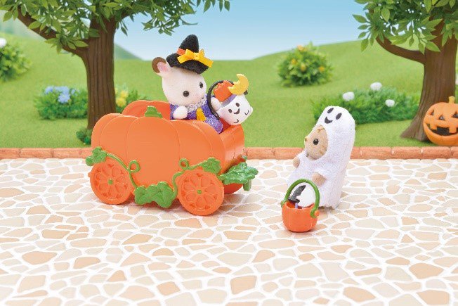 *WwHhOoOo!* We've got 4 x Baby Trick or Treat Sets to give away! Just RT &amp; FOLLOW us for the chance to #win! #competition T&amp;Cs: Facebook