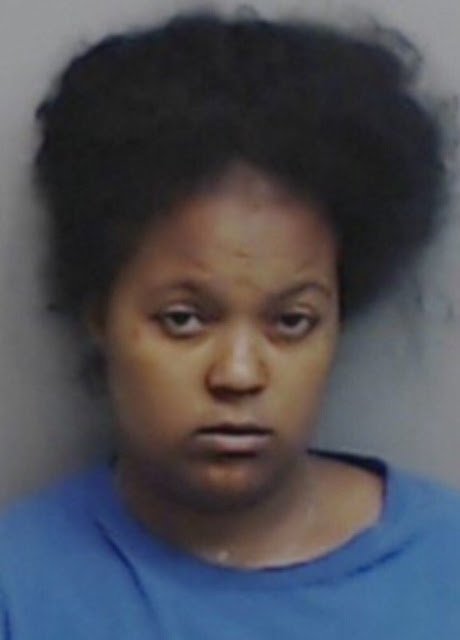 9jabuzzer's tweet photo. Mom accused of killing her babies by cooking them alive in oven https://t.co/e13gyvPC6Y https://t.co/pYMXH1kRc8