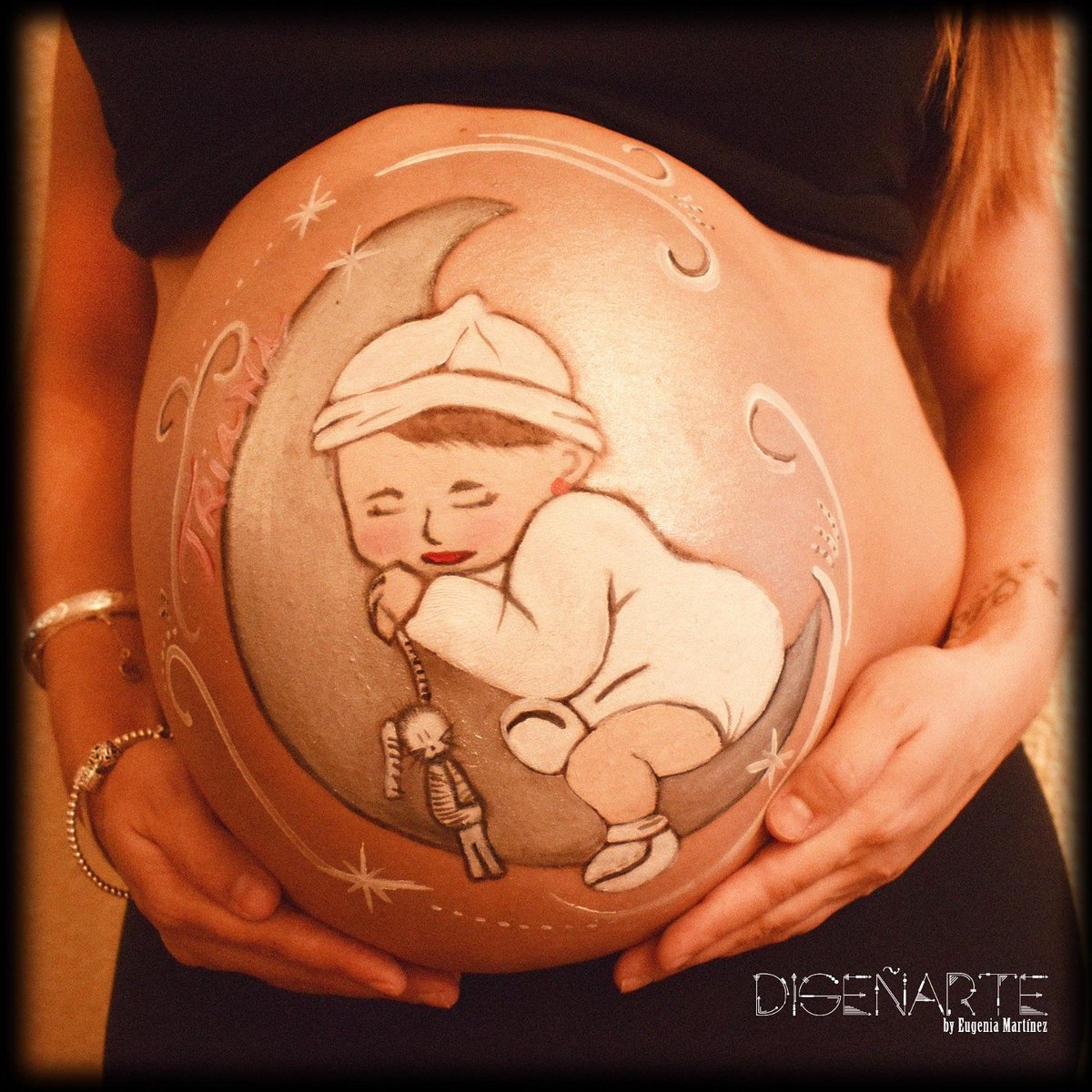 disenartebyEM's tweet photo. Our last project!😍👶#bellypainting #bellypaint #pregnant #pregnancy #embarazo #embarazada #premum #predad #art #sevilla #aquacolor #triana https://t.co/iAxmGWlVqd