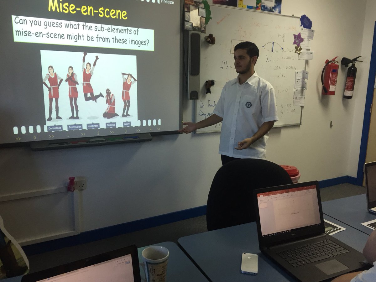 BSAKmediadept's tweet photo. Year 12 - learning about micro elements in genre theory #baskmagic, #lovelearning https://t.co/UNSIe101B5