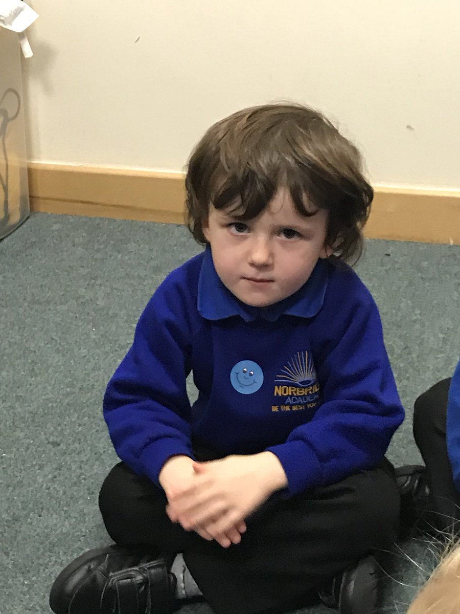 EYadVENTURErs's tweet photo. We have been learning the signs of colours today - ask me if I can remember a sign #signingisfun https://t.co/kDsRb08EjP