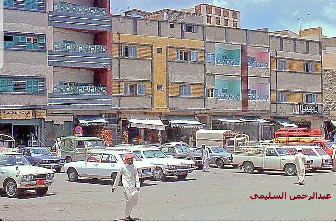عبدالرحمن السليمي On Twitter الرياض منتصف السبعينات ذكر المصدر أنها بحي منفوحة أعتقد أنها بشارع الستين بمنفوحة الجهة الجنوبية منه من يعرف هذا الموقع Https T Co Jyexu9cvvh