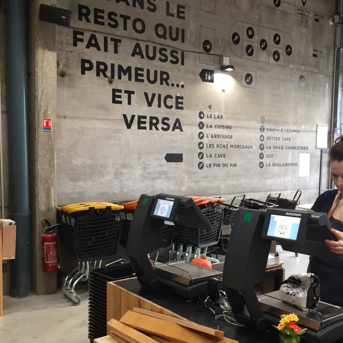 #conext Store Tour : un système de cartes temporaires permet de réduire la file d’attente et d’augmenter le panier moyen.