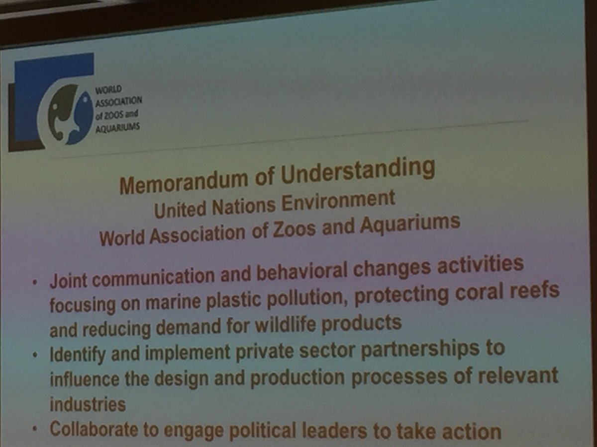 dpellan's tweet photo. Histórico momento en #WAZABerlin2017. Firma de MoU entre @waza y @UNEP x  contaminación plástica en mares y protección de coralreefs https://t.co/6yoyLNIIFo