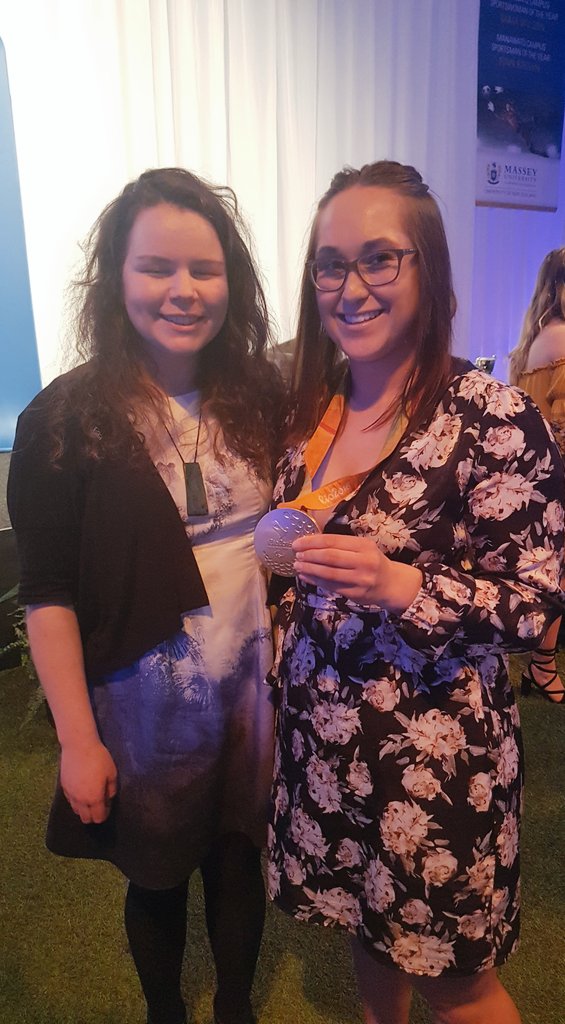 stephmckenzie93's tweet photo. @MaryFisherNZ you are one top chick! Absolutely love the new values💪Catch up soon
@MasseyUni #masseyblues https://t.co/R4zExMxYsa