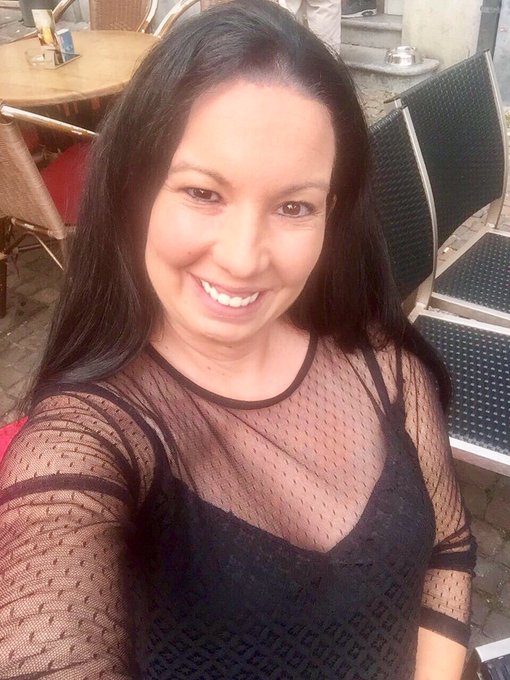 Das sch&ouml;ne Wetter genie&szlig;en 🌞  und was macht ihr sch&ouml;nes ? https://t.co/cu3J0wsa8P<a href="/tag/blogger"class="tags"><span>#blogger</span></a><a href="/tag/model"class="tags"><span>#model</span></a><a href="/tag/fitness"class="tags"><span>#fitness</span></a><a href="/tag/sweet"class="tags"><span>#sweet</span></a><a href="/tag/workout"class="tags"><span>#workout</span></a><a href="/tag/body"class="tags"><span>#body</span></a>