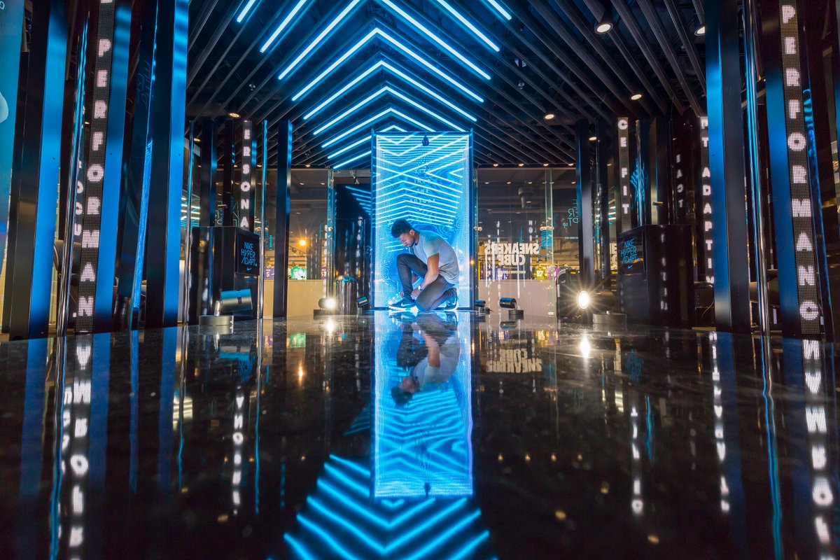 weareomm's tweet photo. @TheDrum The HyperAdapt 1.0 Experience is open for walk in’s at #niketownlondon #ommbuzz
https://t.co/g6PGAQmgZy https://t.co/VtJrEfbUtL