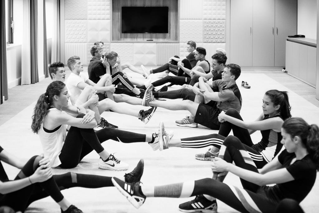 AMSElement's tweet photo. Congratulations Thomas &amp; Renee on winning the Elite Model Look competition! It was only 2 weeks ago that you had the bootcamp in the Gym. https://t.co/tSpXZzECzl