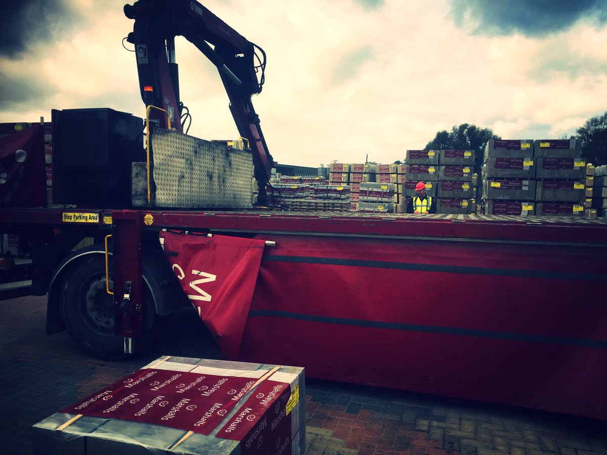 cts_team's tweet photo. ALLMI accredited Lorry Loader novice course at Marshalls St Ives...great couple of days 👍
Contact us now for more information:0161 3360612 😁 https://t.co/tIqNJBWG5G