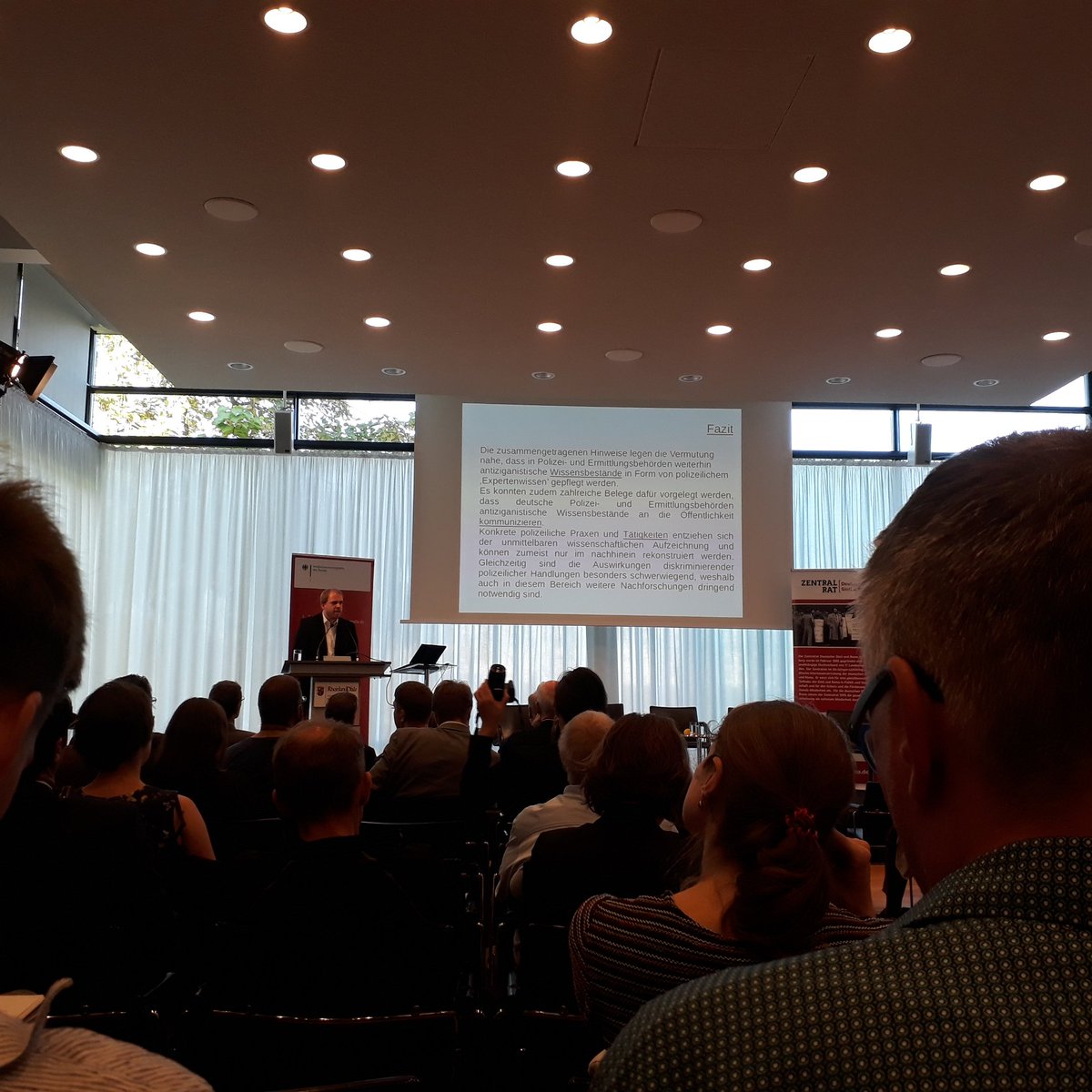 Erschreckender, aber sehr interessanter Vortrag über #Racialprofiling von Markus End.