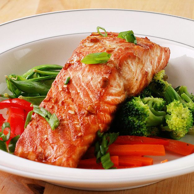 Hobart_UK's tweet photo. #DidYouKnow our #Bonnet #HighSpeedSteamer can cook up to 42 portions of supreme of salmon in a minute? #ChefsChoice
https://t.co/pYp3Pj2O89 https://t.co/kS0082MMf2