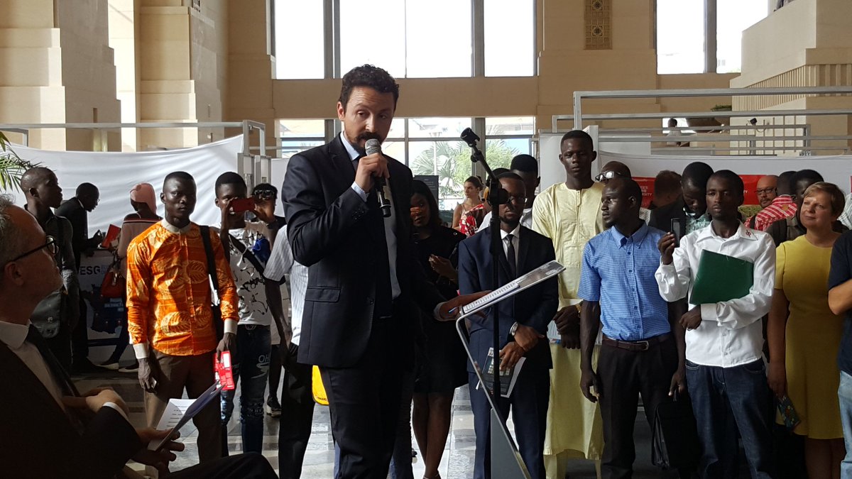 CFsenegal's tweet photo. Cérémonie d'ouverture du salon Formation et 1er Emploi-Dakar2017. #SFPE2017 https://t.co/deYmzLNHy7