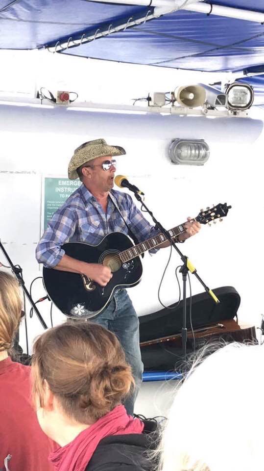 mortymortisha's tweet photo. Martin Harris playing at Crossing The Tyne Festival this summer - Great Music on the Shields Ferry and at Alum Ale House! #Fetivals #Music https://t.co/IiJ34Qpx3p
