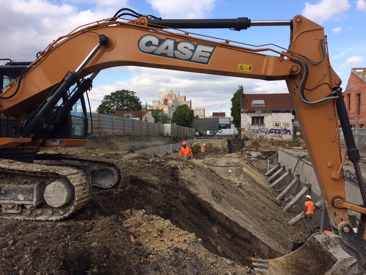 BIOTOPEassocies's tweet photo. Travaux en cours chantier AUBERVILLIERS Les Allées Nature. #biotopeingenierie #travaux #aubervilliers #logement #interconstruction https://t.co/nlNM7pUpbe