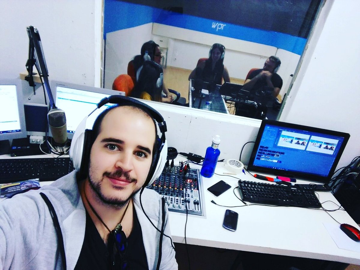 Legend0fGamer's tweet photo. Así nos las gastamos en @Legend0fGamer  cada sábado de 13 a 14 de la tarde en @worldpressradio  ¡oh yeah! https://t.co/i1cjqTVG1B