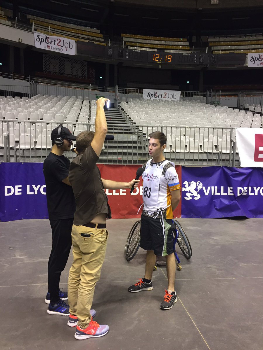 amelie_vieville's tweet photo. Notre champion Aurélien vient d'avoir le record au tennis fauteuil ! Well done #InterviewDeChampion #teamsqli #sport2job https://t.co/E3WY8VV2XE