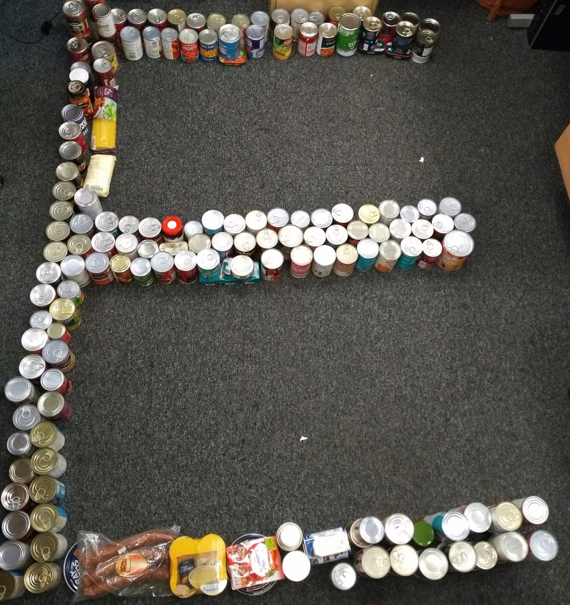 evers_barts's tweet photo. Well done and thank you to all the members of Evers House for contributing so many tins of food! https://t.co/t96VG4q2Ms