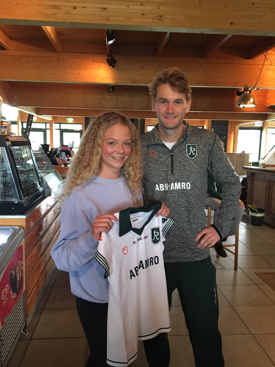 lvsascotsports's tweet image. Luisa Northing overall player of the tour @MarlowHC @EnglandHockey #rolemodel