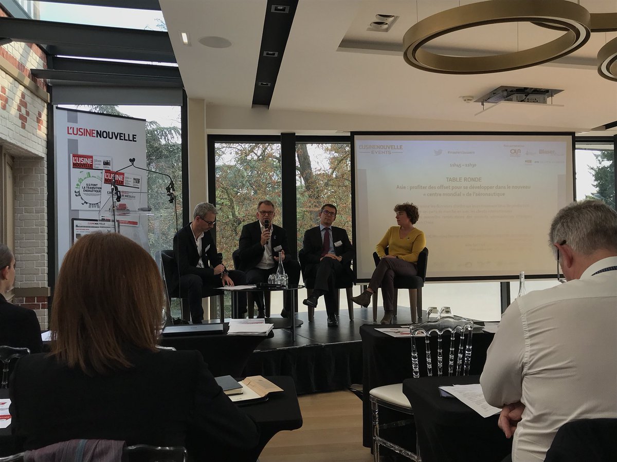JPB_SYSTEME's tweet photo. @LaFrenchFab , Gilles Battier Spring Technology et Clémentine GALLET @GroupCoriolis aux #Masterclassaero de l’usine Nouvelle. #asie https://t.co/LMYfnAA398