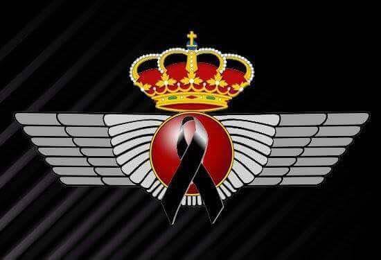 SOSVICTIMASESP's tweet photo. #DEP piloto fallecido en accidente #TorrejonDeArdoz @ejercitodelaire @Defensagob @EMADmde https://t.co/yowOnjmHdf