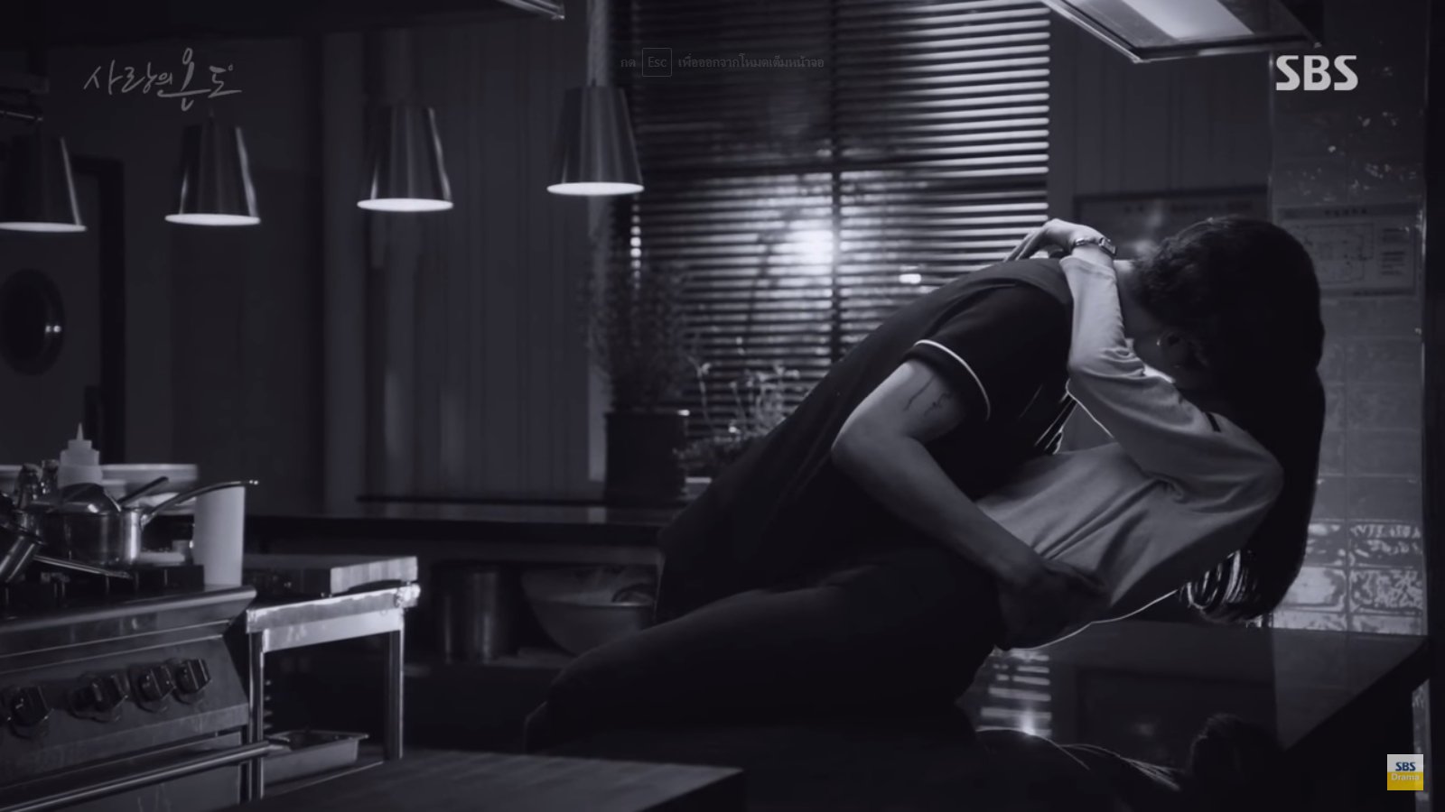 DMVV2t3UEAAMkV4.jpg:large