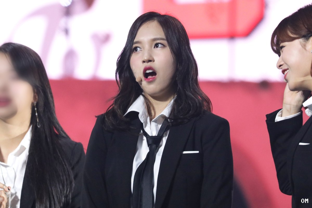 olmaneegee1020's tweet photo. 171015 ONCE BEGINS

표정ㅋㅋㅋㅋㅋㅋㅋ귀욥...

#트와이스 #TWICE #미나 #MINA https://t.co/mhKGfCgBe7