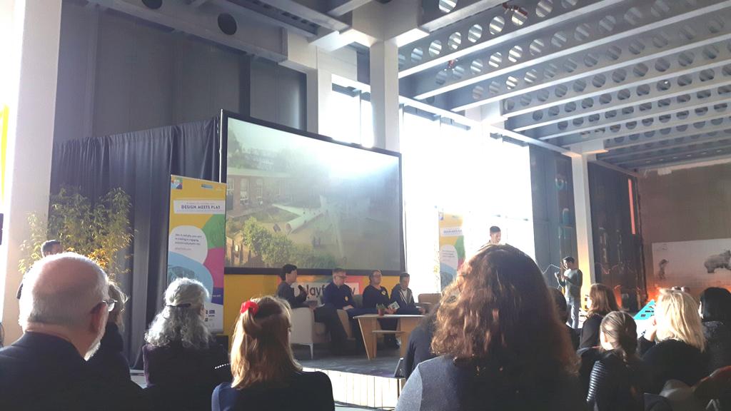 CodemaDublin's tweet image. Brilliant idea - wind turbine blades reused as amazing multi-functional playground equipment #dublinplays17 #resourcereuse @APlayfulCity