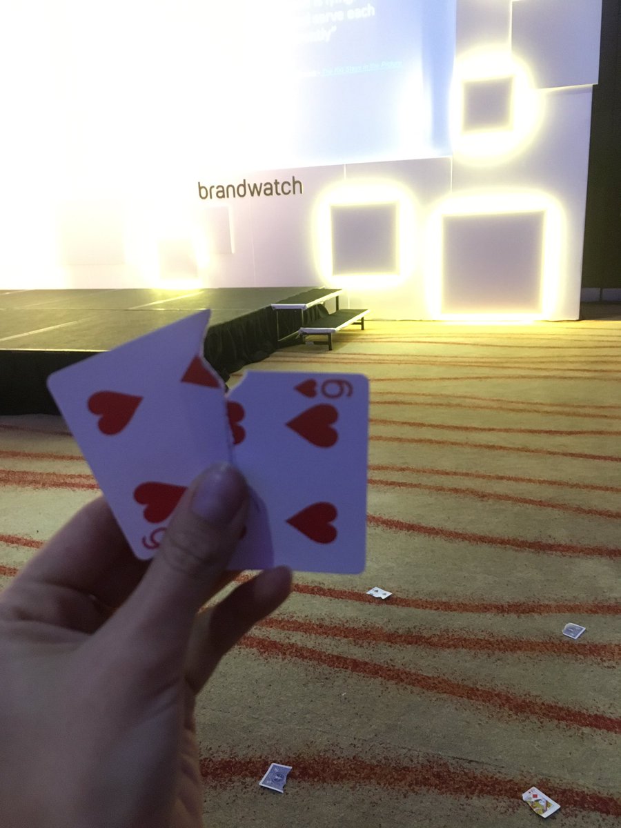 Aurora_Chamalet's tweet photo. @BrandwatchFR is magic :) #NYKCONF https://t.co/Fqv70IUM1s