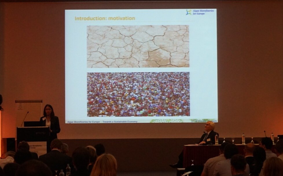 DFactoryFP7's tweet photo. Strong #motivations for the project #BISIGODOS: #overpopulation #food #sustainability. Algae as the crop of the future! https://t.co/vt7RcW5mFC