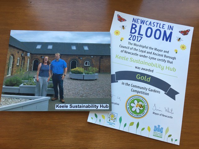 KeeleUniHub's tweet photo. Congrats to The Hub Team who made the courtyard look as amazing as it did this year! Gold for the 1st time in the #NewcastleInBloom Awards! https://t.co/WcnbFcPIK8