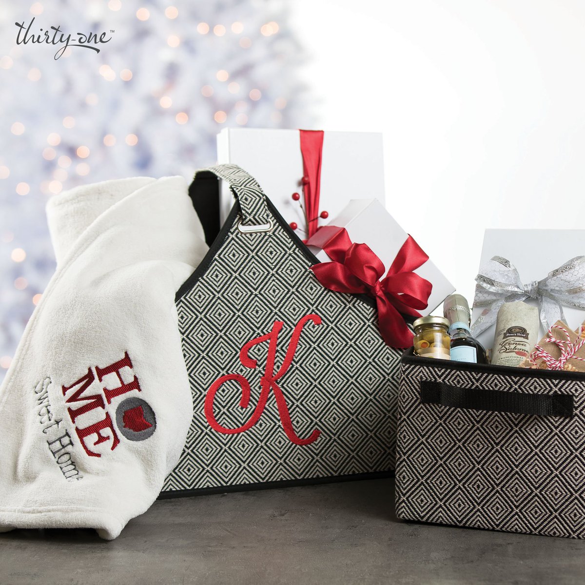 ThirtyOne's tweet photo. We love these NEW online exclusives! #thirtyone --> https://t.co/WvYzRxTglq https://t.co/AbP7KVG5sF