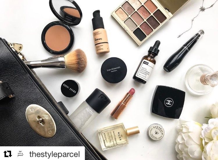 BuzzBalmUK's tweet photo. What a #beautiful #photo from @styleparcel
We love seeing your photos of #BuzzBalm, Tag us in yours! https://t.co/QyAj8sg8Ei