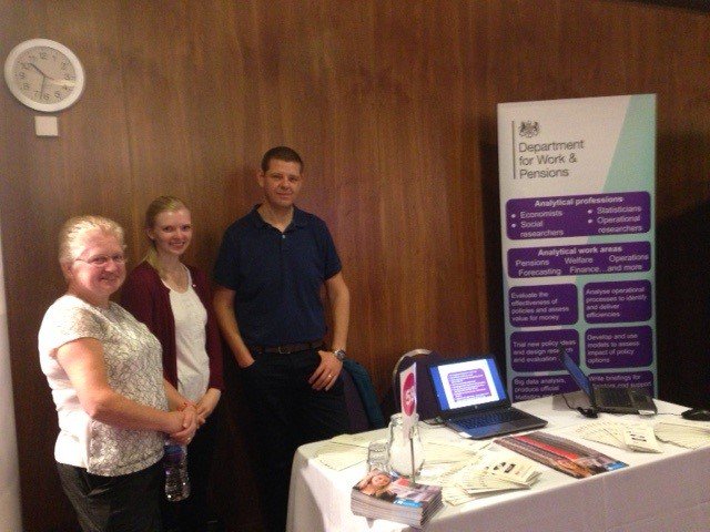 AnalystNetNE's tweet photo. @AnalystNetNE @DWP Government Analyst Jobs Stand at #NCLGradFair @ncl_careers @UniofNewcastle We look forward to meeting you! https://t.co/V5isUvu1DK
