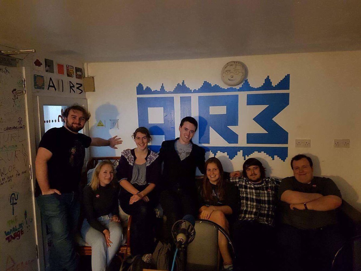 Air3Radio's tweet photo. Thanks to the candidates that came on the @Air3News show last night. If you're a @StirUni student, remember to vote! https://t.co/6rwkOkquyy https://t.co/TfSsWBhL2r