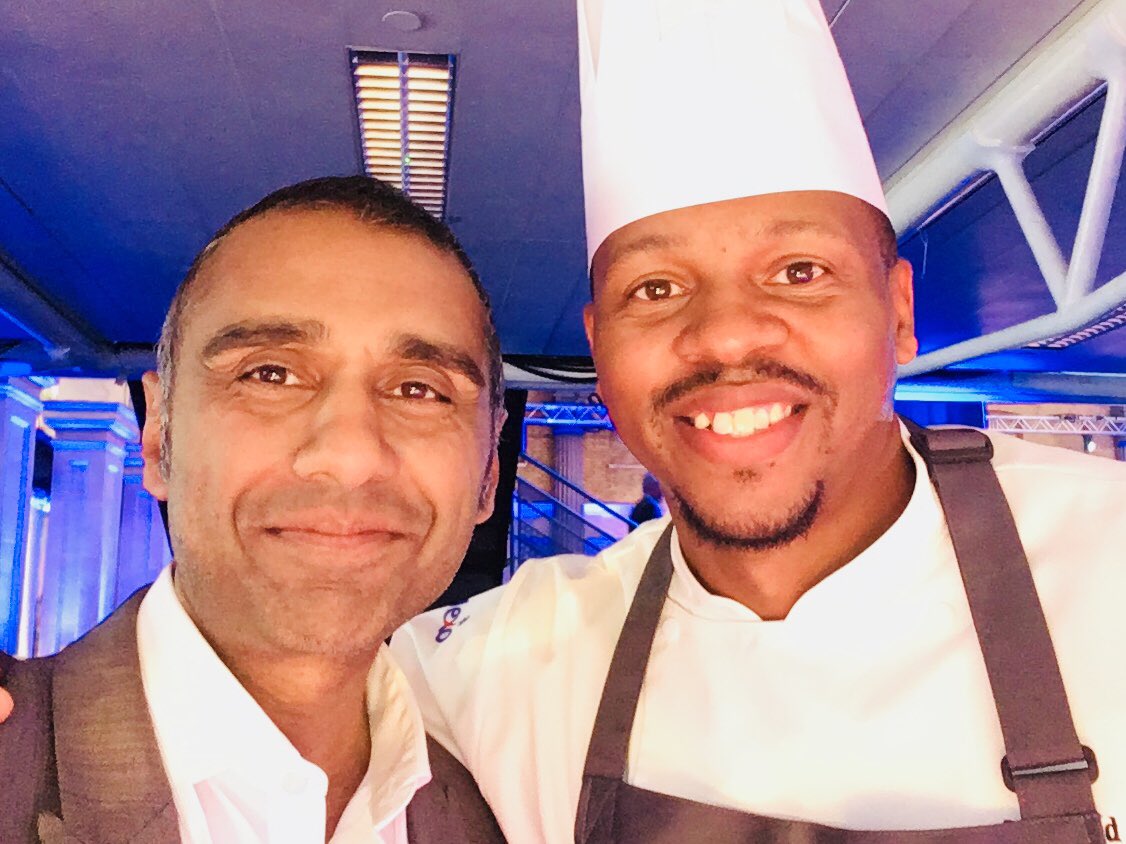 deliver_success's tweet photo. Chef Fannin bringing his Global Flavours ‘army’ of Chefs to the #QoLConference in #London to feed us..... awesome! @SodexoGroup @esp_1st https://t.co/0D1rpPAxF9