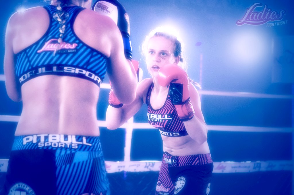 FightLadies's tweet photo. Efektowna wygrana Patrycji Krawczyk na gali w Międzychodzie. Gratulujemy!!! 💪👏
https://t.co/KcbSFSkcNZ
@FightLadies #LFNTeam @KrawczykFight https://t.co/cKuYxQHNjd