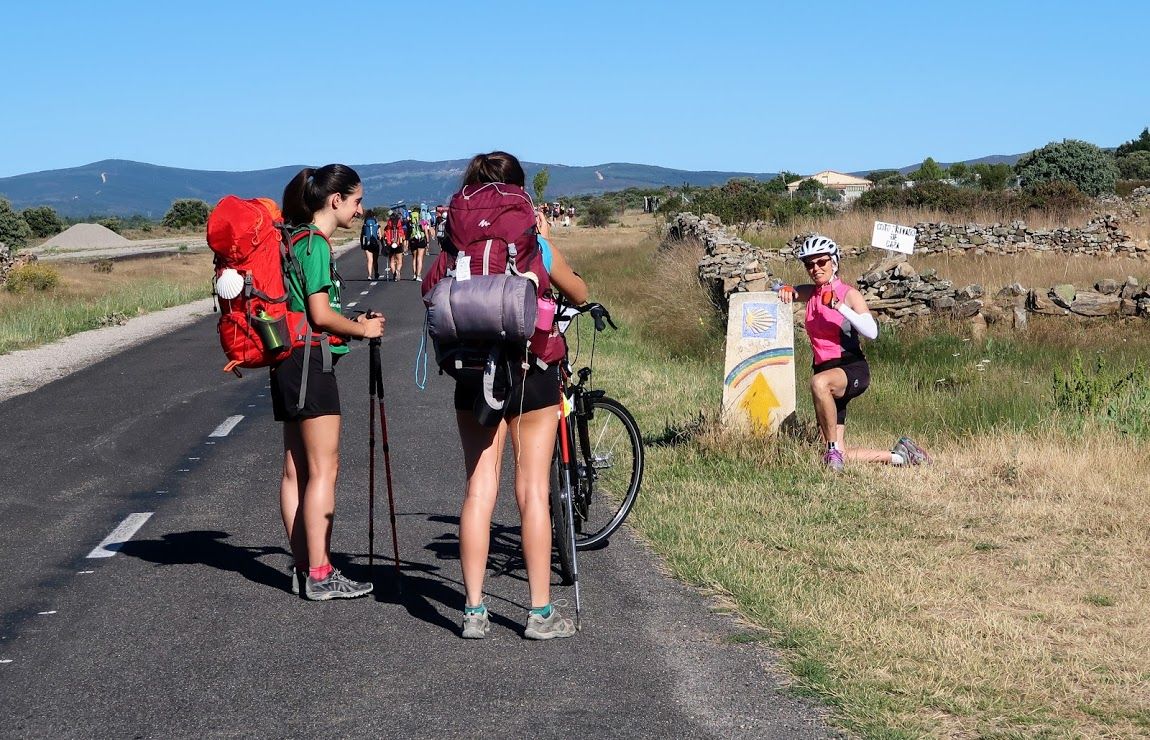 CTTCBikeTours's tweet photo. #Camino #selfie stops are better when it's not a selfie! https://t.co/BV3L6MSvxn