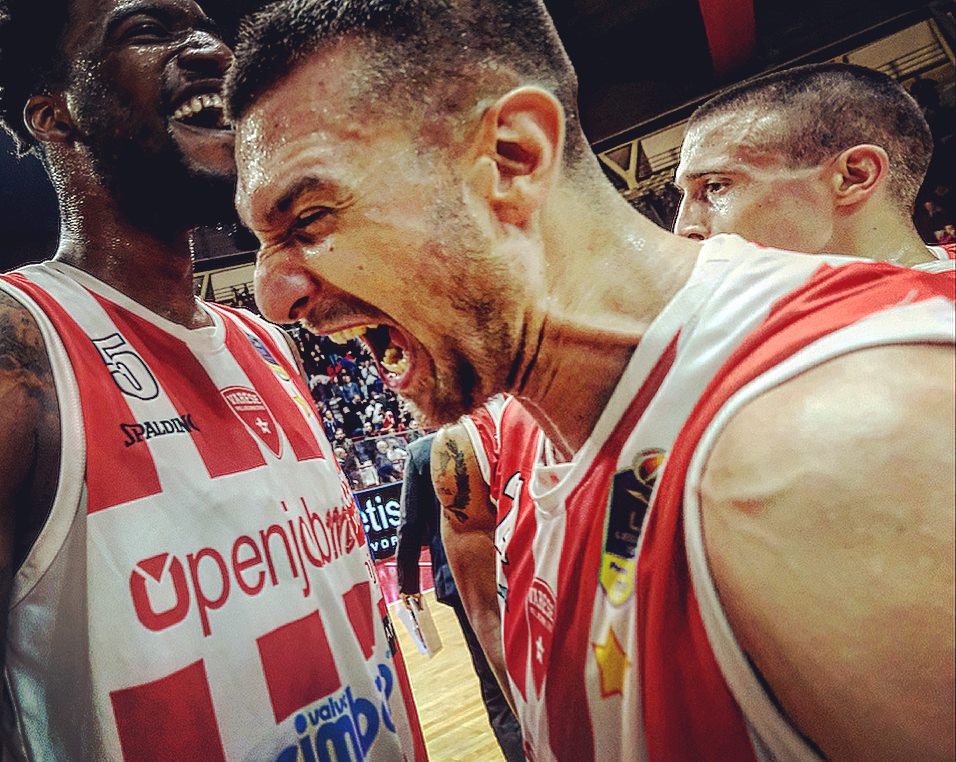 Tele_sBasket's tweet image. I 🔝 tra gli ex @juniorcasale nella 3°G di @LegaBasketA: #GiancarloFerrero realizza 17p con 1r in #VarCan 95-64

#TuttoUnAltroSport #GOVARESE