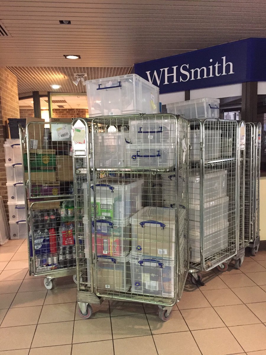 carolineat103's tweet photo. @WHSmithSupport I volunteer at the Brompton Hospital next to WHSmith. The state of the shop and outside it, is appalling losing us business https://t.co/2V3QHy0aVo