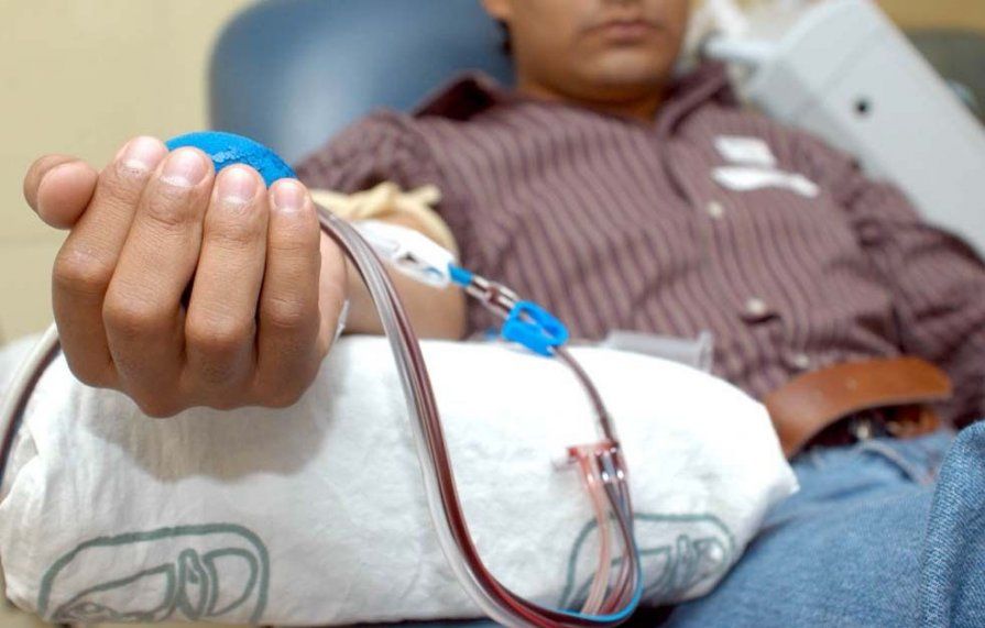 ABCDigital's tweet image. ¿Sabías que Paraguay es insuficiente en cuanto a donación de sangre? @memeiblanco te cuenta más detalles:
abc.com.py/1641074.html