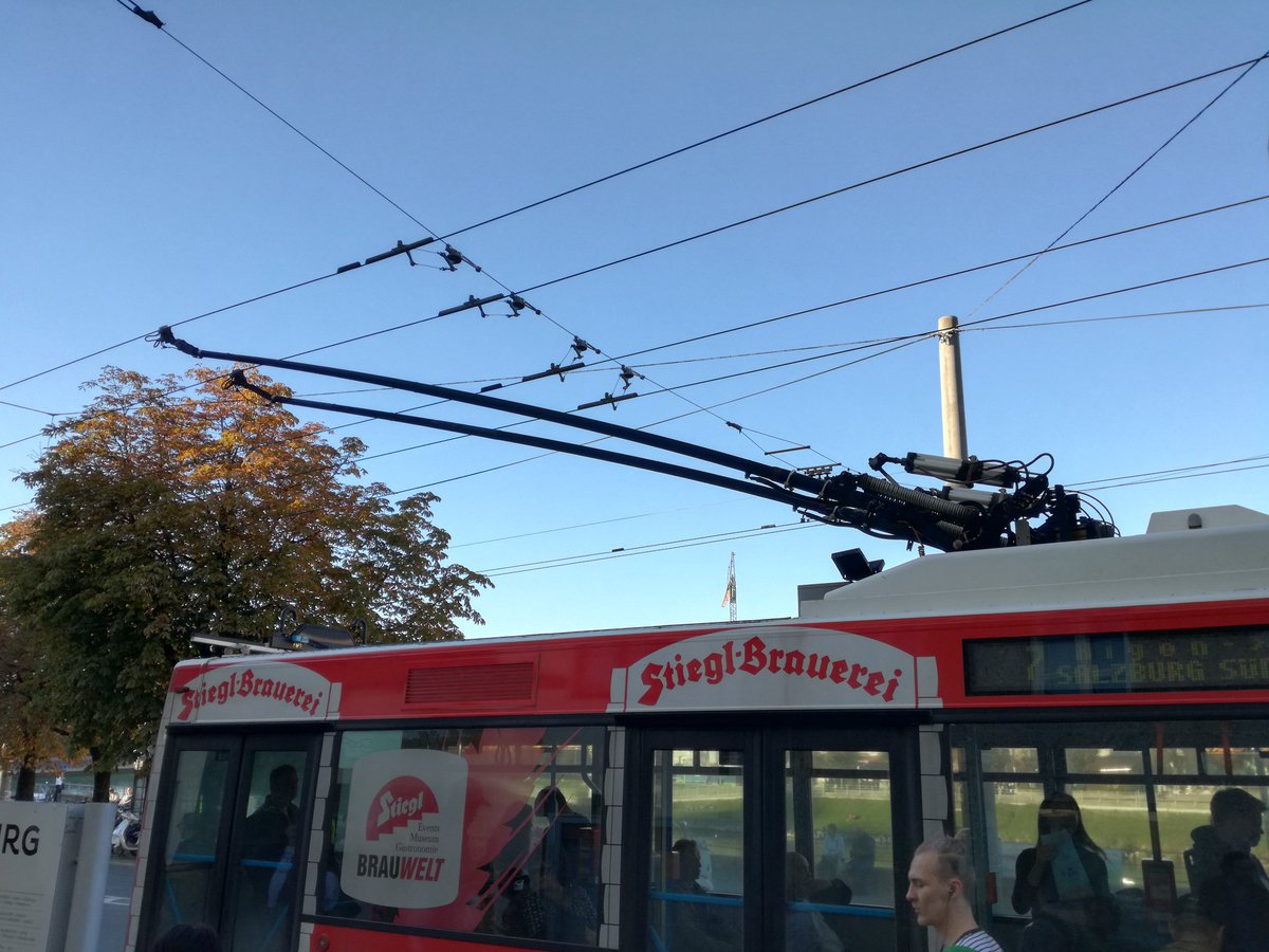 JuliusRuecker's tweet photo. Die #dekarbonisierung des Verkehrs braucht viele Lösungen
-> #obus #salzburg #verkehrstage https://t.co/L5vD6OXak9
