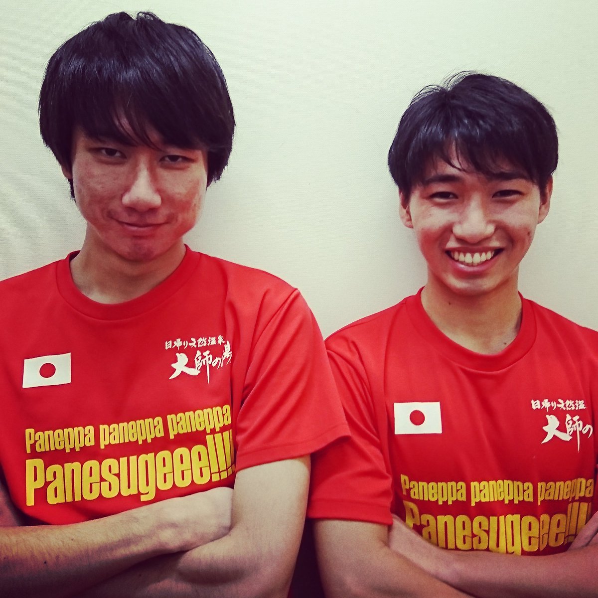 SpNishiarai's tweet photo. 本日も20時から
男性サウナにて熱い風をお送りしました🔥

サウナに向かう前はこんな爽やかな笑顔だったのに
帰ってきた時のこの表情…

本日も大師の湯サウナーのお客様に
火曜熱波隊の熱い思いを浴びてもらいました(/>д<)/~~~！！

ビフォー&amp;アフター

#大師の湯 #熱波 https://t.co/MFCzTaW0uZ