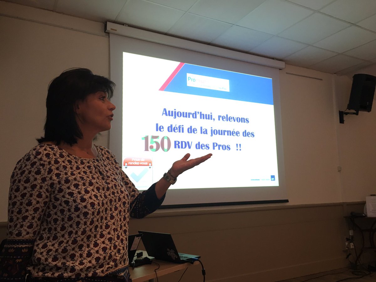 SamuelBonifas's tweet photo. A la rencontre des Pros avec les agents AXA 
Belle initiative @karine13Ttt @ChateletRichard https://t.co/KkIpeOGAb1