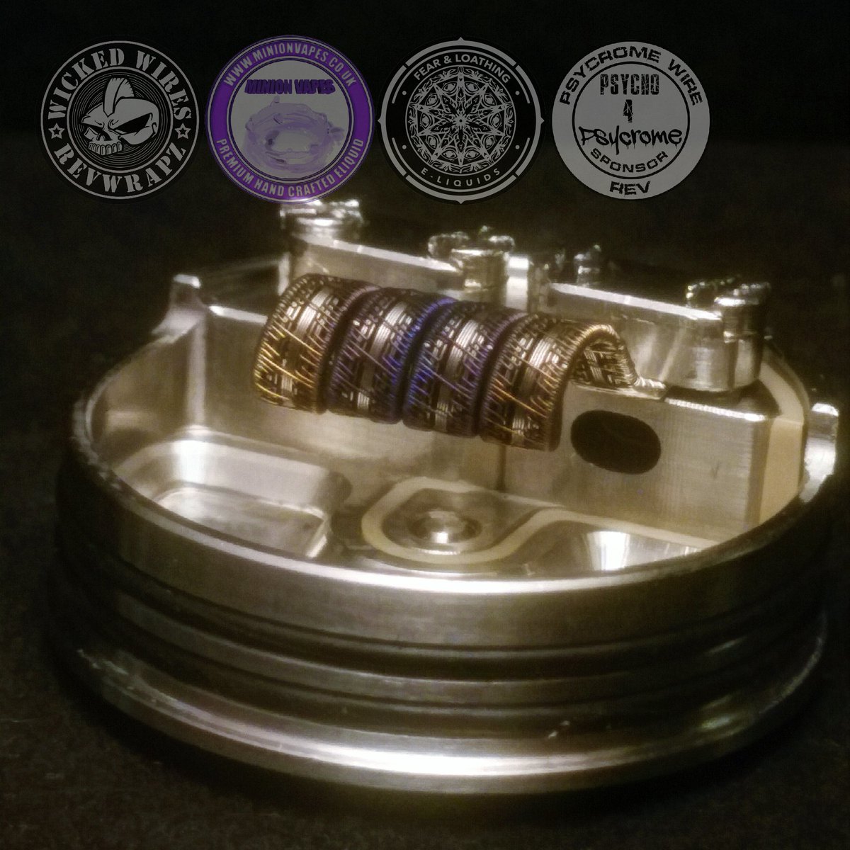 bit if a ptich fork coil, 26 gauge SS316L frames x Ka1 .4mm ribbon x 38 gauge ni80 fuse, another new coil coming to the build list 😀😀😀
