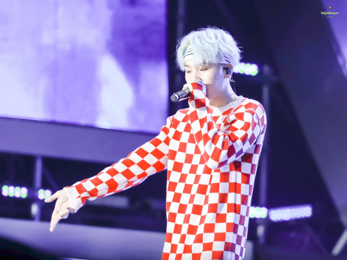 MidsummerNDream's tweet photo. #SUGA #윤기 #슈가 #방탄소년단 

170924  @BTS_twt https://t.co/8H405Pv9nL