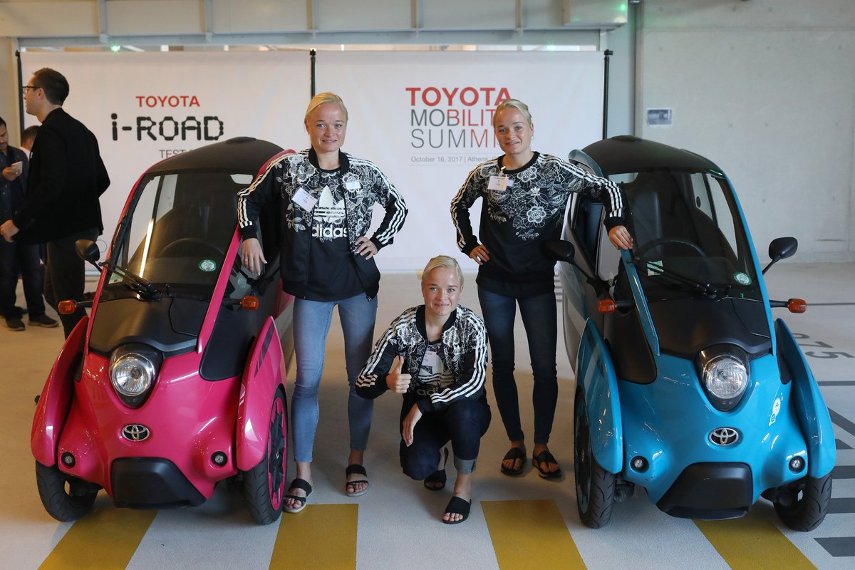 ToyotaMotorCorp's tweet photo. We brought solution seekers together to discuss mobility technology. Learn about our mission at https://t.co/v0DffDmwBB #StartYourImpossible https://t.co/uxDUtqYYA9