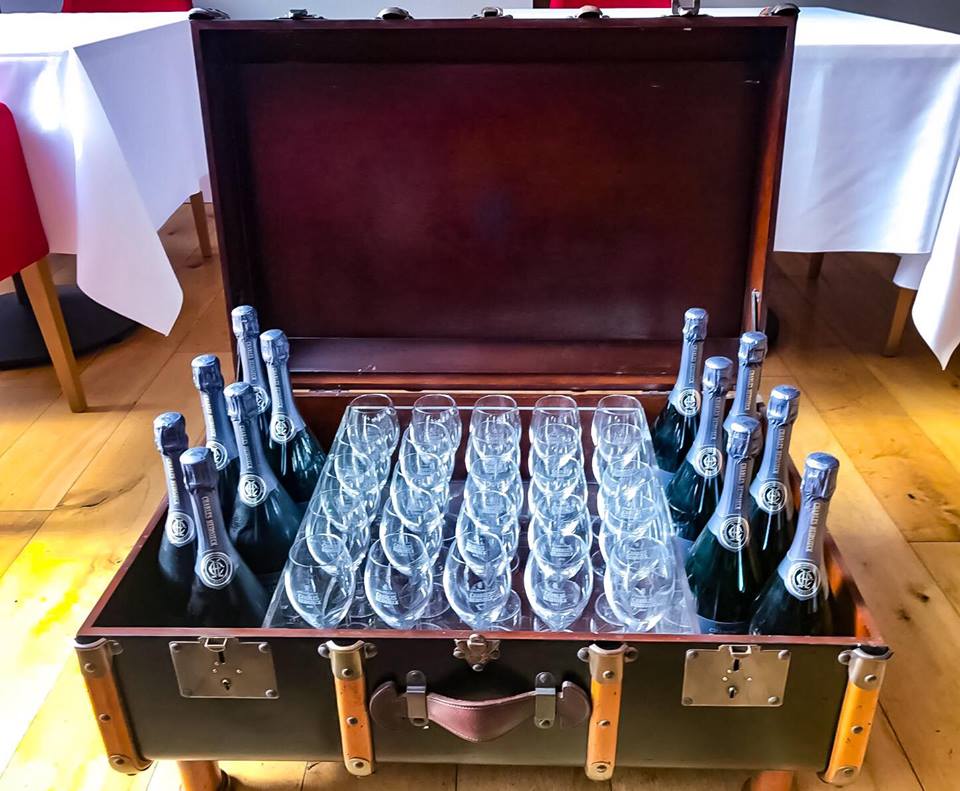 ArtSchoolLpool's tweet photo. @mrAlbarino @Porkyaskew @CHChampagneUK you're possessed with X Ray vision Jarryd. Indeed it is, ready for our @CHChampagneUK #MaverickEncounters tomorrow evening. https://t.co/D5ZQYV6hR4