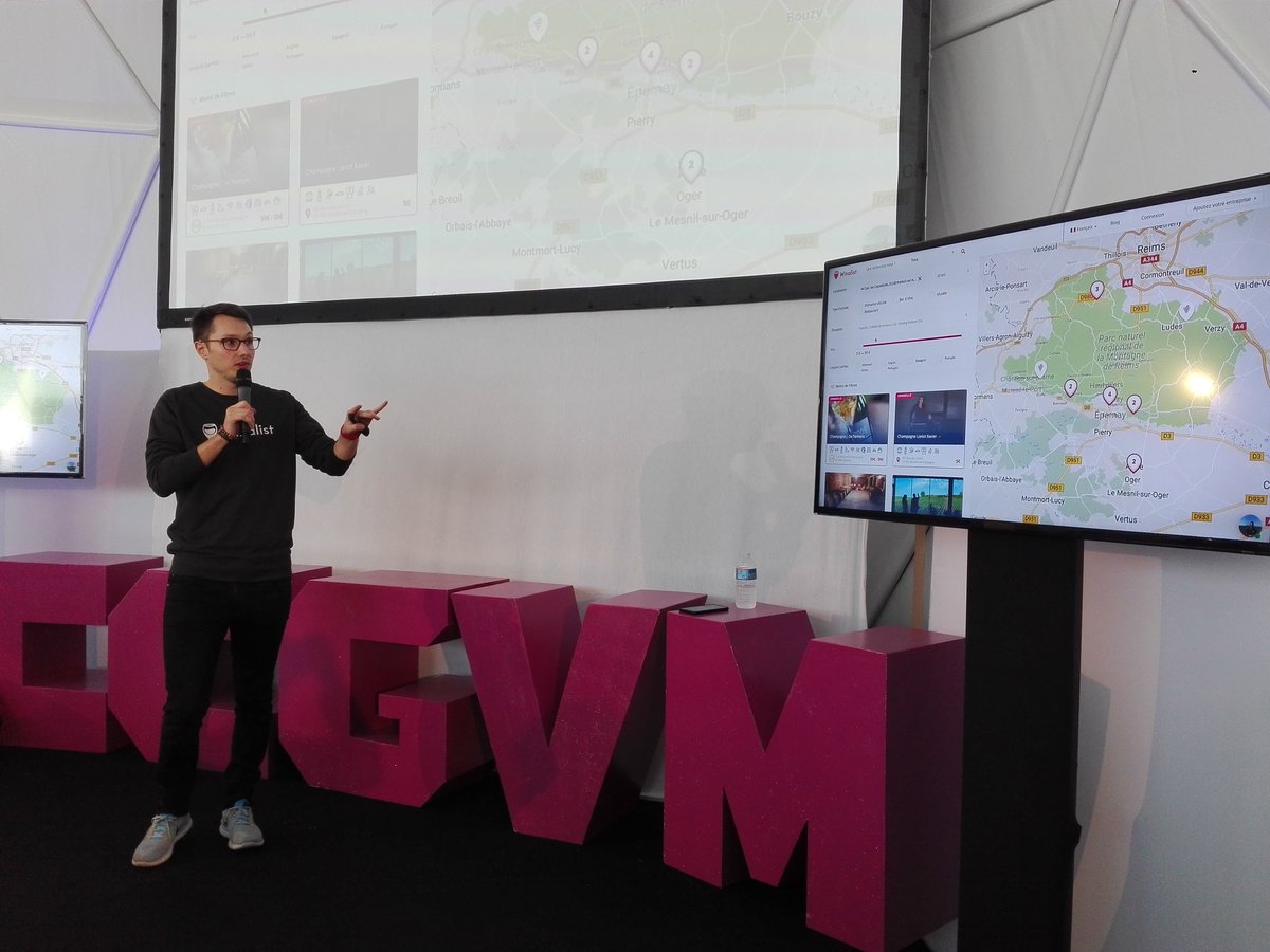 pavillondufutur's tweet photo. [EN DIRECT] La présentation de @Winalist débute sur le @pavillondufutur ! Tentez l’expérience @pavillondufutur @VITeff expérience ! #PDF2017 https://t.co/R7LYOvvkop