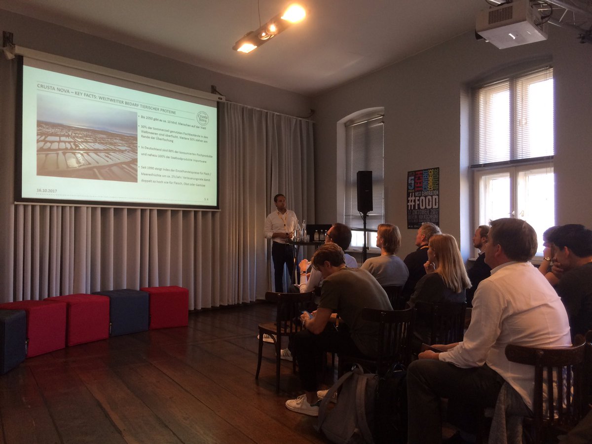 Fabian Riedel über die Geschichte der bayerischen Garnelen <a href="/CrustaNova/">Crusta Nova</a> #Foodtech #food4future #ngf17 #berlinfoodweek